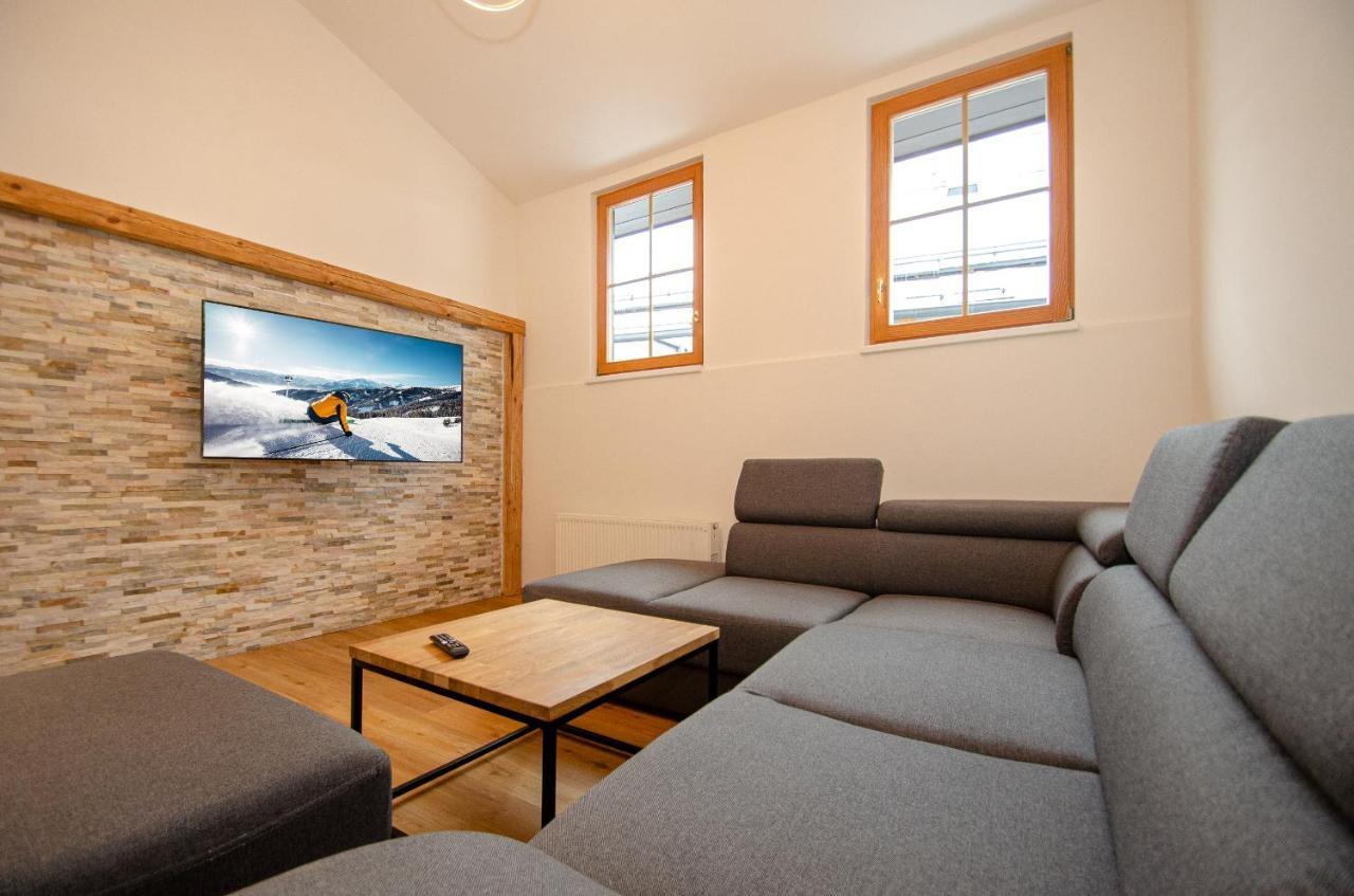 Appartementhaus Zell City By All In One Apartments Zell am See Esterno foto