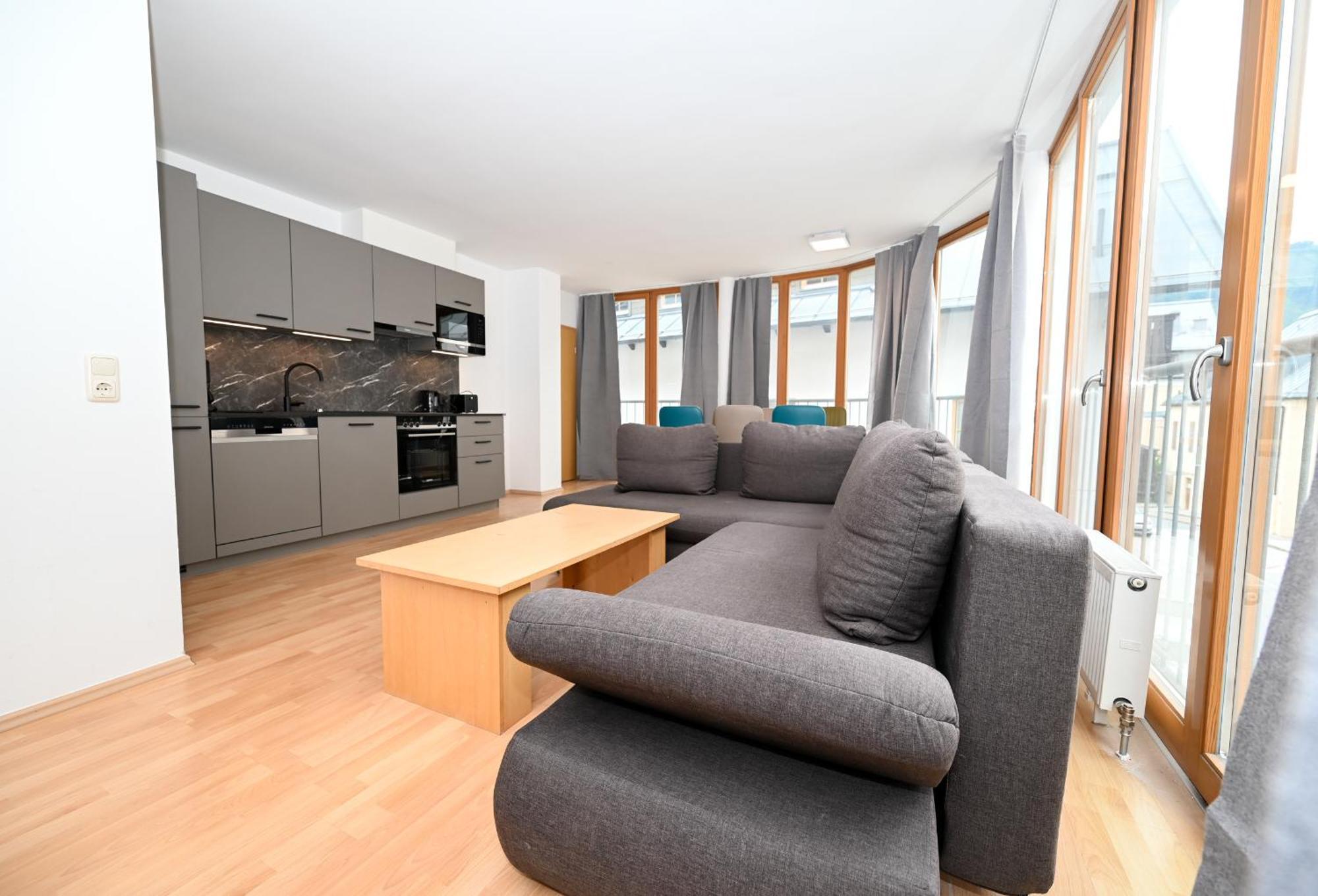 Appartementhaus Zell City By All In One Apartments Zell am See Esterno foto