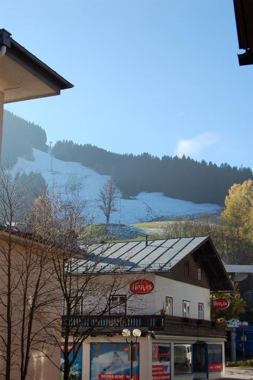 Appartementhaus Zell City By All In One Apartments Zell am See Esterno foto